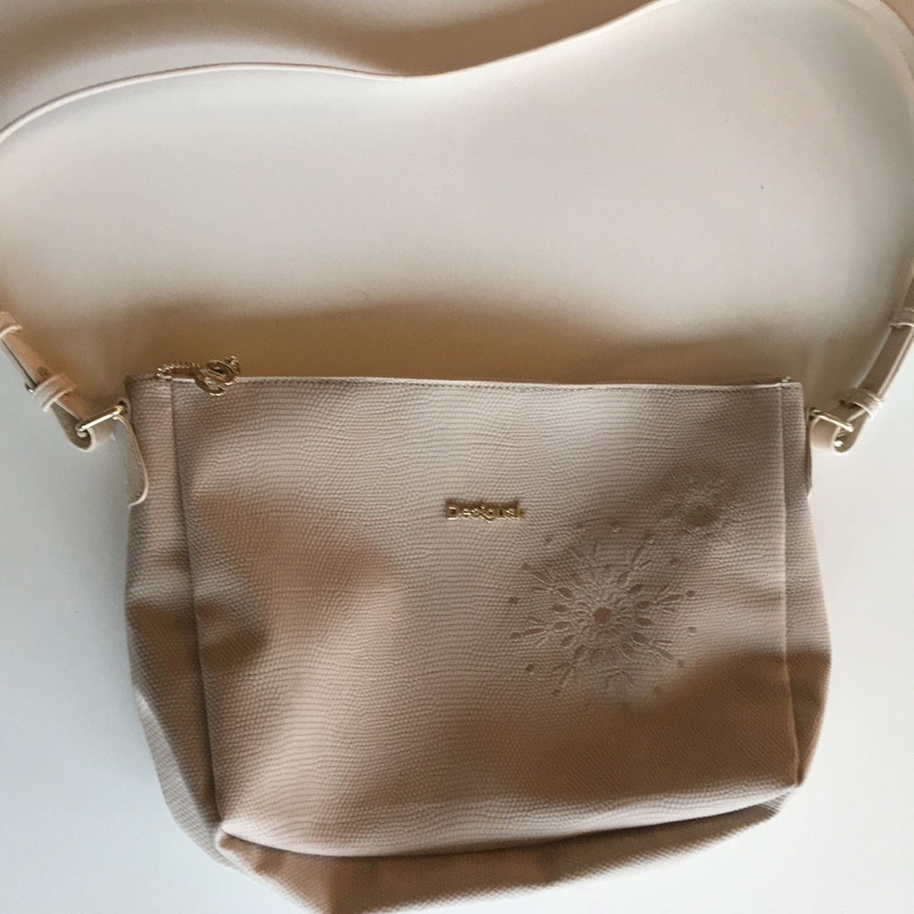 Cross body bag